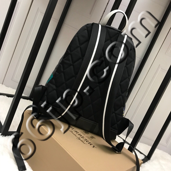 バーバリーバッグ素材ディテール